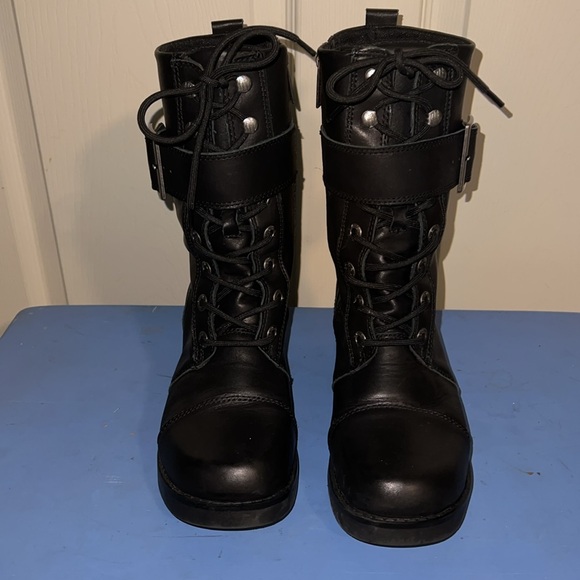 Women’s Harley Davidson Riding Boots - Picture 2 of 15